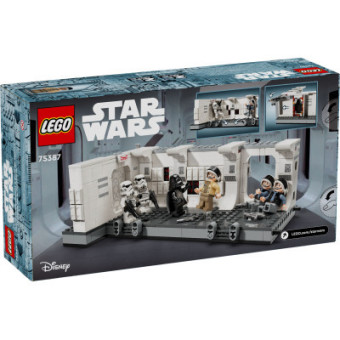 Изображение Конструктор Lego Star Wars Посадка на борт Тантів IV 502 деталі (75387)
