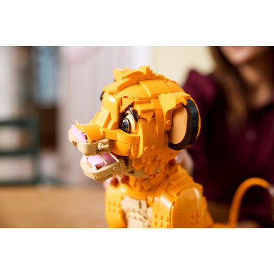 Конструктор Lego Disney Classic Юний король Лев Сімба (43247) фото №7