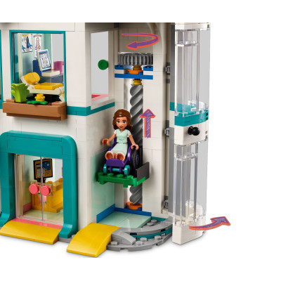 Конструктор Lego Friends Лікарня в Хартлейк-Сіті 1045 деталей (42621) фото №6