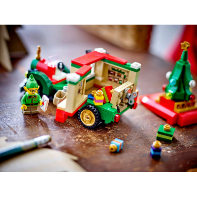 Конструктор Lego Iconic Вантажівка Санти (40746) фото №4
