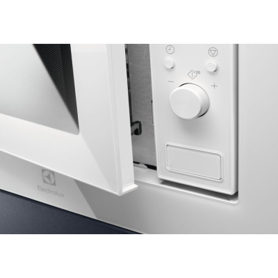 Микроволновая печь Electrolux LMS2173EMW фото №3