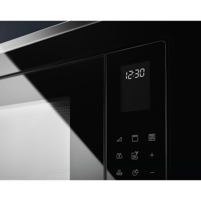 Микроволновая печь Electrolux LMS4253TMX фото №3