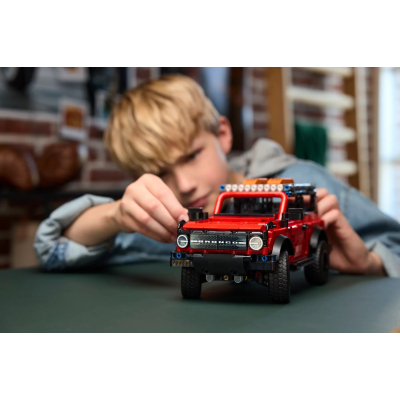 Конструктор Lego Technic Позашляховик Ford Bronco (42213) фото №10