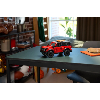 Конструктор Lego Technic Позашляховик Ford Bronco (42213) фото №12