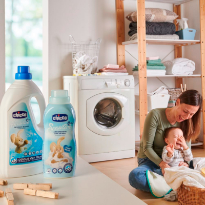 Кондиціонер для білизни Chicco Sensitive Sweet Talcum смягчитель тканей 750 мл (8058664103126) фото №2