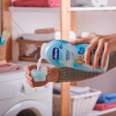 Кондиціонер для білизни Chicco Sensitive Sweet Talcum смягчитель тканей 750 мл (8058664103126) фото №3