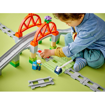 Конструктор Lego DUPLO Town Додатковий набір. Залізничний міст і колії (10426) фото №7