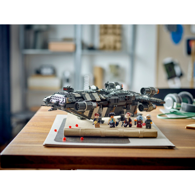 Конструктор Lego Star Wars The Onyx Cinder Оніксовий попіл 1325 деталей (75374) фото №12