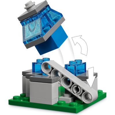 Конструктор Lego Minecraft Напад на село з повітряною кулею Ґаст (21273) фото №4
