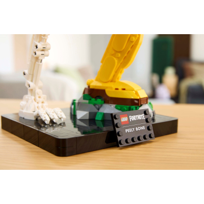 Конструктор Lego Fortnite Peely Bone (77072) фото №9