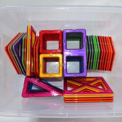 Конструктор Магнікон Конструктор  198 деталей Plastic box (MK-198) фото №3