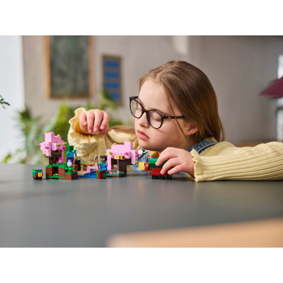 Конструктор Lego Minecraft Квітучий вишневий сад (21260-) фото №9