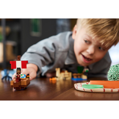 Конструктор Lego Minecraft Подорож на піратському кораблі (21259-) фото №10