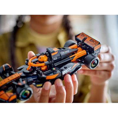 Конструктор Lego Speed Champions Автомобіль для перегонів McLaren F1 Team MCL38 (77251) фото №9