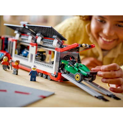 Конструктор Lego City Вантажівка F1 з автомобілями RB20 та AMR24 (60445) фото №10