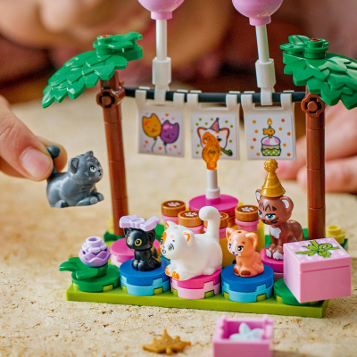 Конструктор Lego Friends День народження кота та будинок на дереві (42666) фото №9