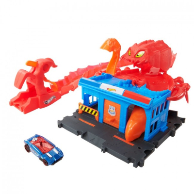 Автотреки Hot Wheels Полицейское спасение от скорпиона серии 