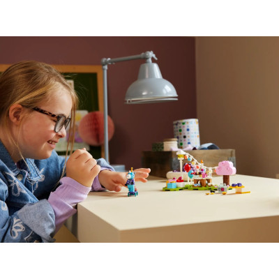 Конструктор Lego Animal Crossing Вечірка з нагоди дня народження Julian 170 деталей (77046) фото №2