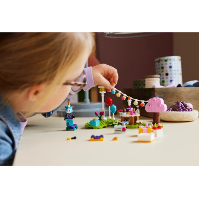 Конструктор Lego Animal Crossing Вечірка з нагоди дня народження Julian 170 деталей (77046) фото №3