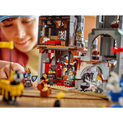 Конструктор Lego Creator Середньовічний замок із лицарем на коні (31168) фото №9