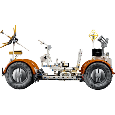 Конструктор Lego Technic Місячний автомобіль NASA Apollo (42182) фото №3