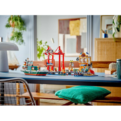 Конструктор Lego City Морська гавань із вантажним судном (60422) фото №12